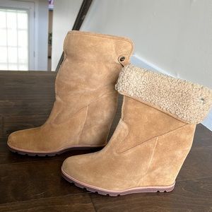 Ugg Kyra Wedge Shearling ankle Boot